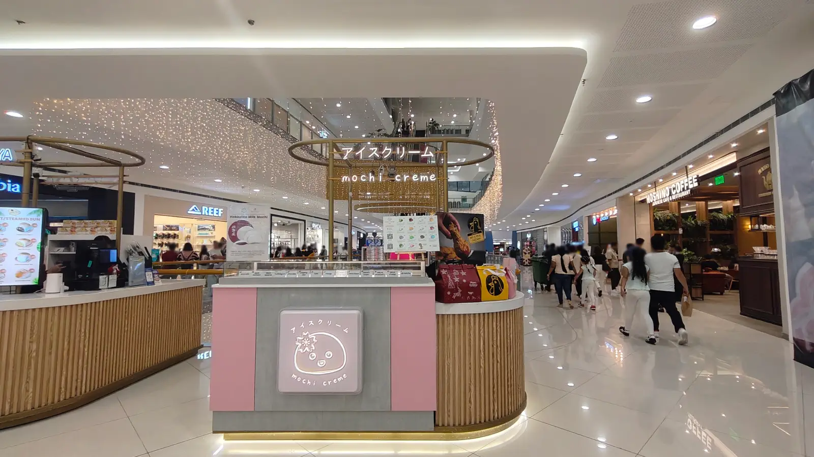 MOCHI CREAM CAFE in SM Mall of Asia